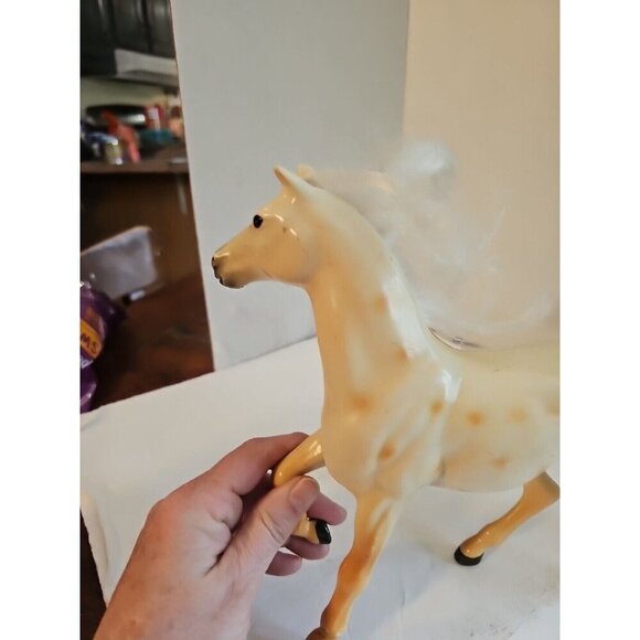 M.T.H.K. Plastic Model Toy Horse with Hail on Tail and Mane 1996 - Picture 7 of 7